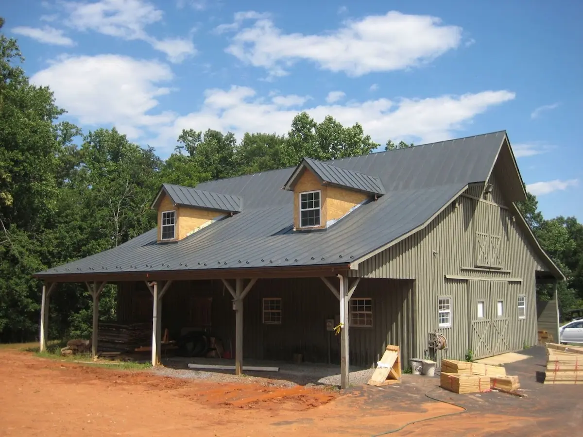 Expert Metal Roof Repair workmanship in Valley Mill Farms